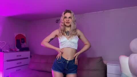 Sofia online show from 02.08.26