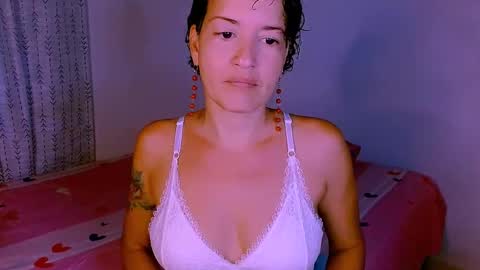 Snapshot of sofia_mark20 chatting on 09.24.25 Sofia online show from 09.24.25