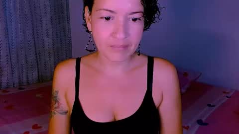 Snapshot of sofia_mark20 chatting on 10.08.25 Sofia online show from 10.08.25