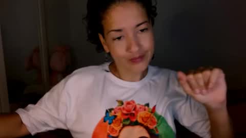 Snapshot of sofia_mark20 chatting on 11.25.25 Sofia online show from 11.25.25