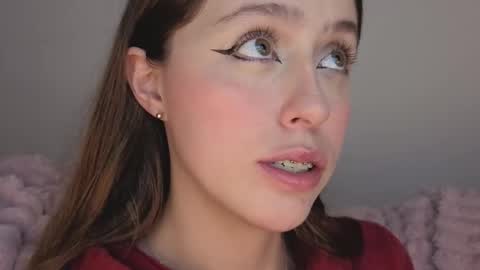 Snapshot of sofia_palacios_ chatting on 10.25.25 online show from 10.25.25