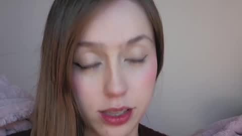 Snapshot of sofia_palacios_ chatting on 11.23.25 online show from 11.23.25