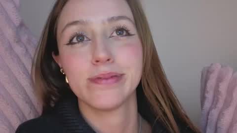 Snapshot of sofia_palacios_ chatting on 01.11.26 online show from 01.11.26