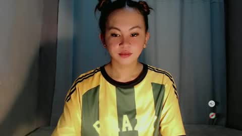 Snapshot of sofia_sweetheart18 chatting on 05.20.26 sofia_sweetheart18 online show from 05.20.26