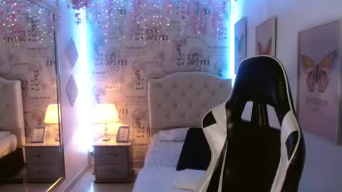 Snapshot of sofia_tanaka chatting on 09.16.25 Sofia Tanaka online show from 09.16.25