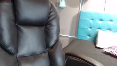 Sofa online show from 01.24.25