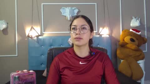 Sofa online show from 12.04.25