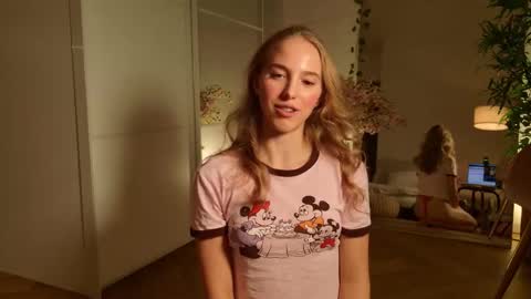 Snapshot of sofiaaaxoxoxo chatting on 11.03.25 Sofia online show from 11.03.25