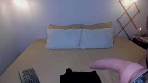 Sofi cortes626 Ig online show from 11.16.25