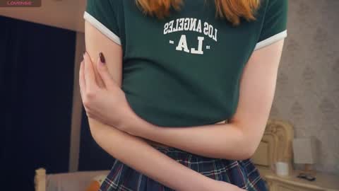 Hi My name is Sofia Welcome to my room Please thumbs up - its important online show from 11.26.25