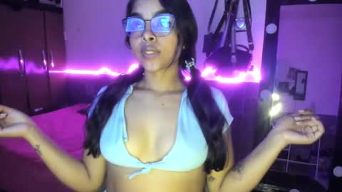 Snapshot of sofiacandy17 chatting on 03.04.25 Danna Sofia online show from 03.04.25