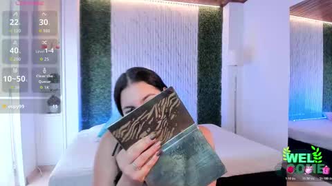 Snapshot of sofiacaramel chatting on 11.22.25 Sofia caramel online show from 11.22.25