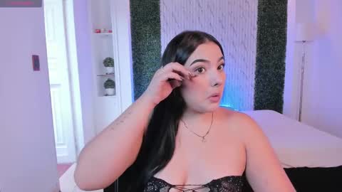 Snapshot of sofiacaramel chatting on 11.24.25 Sofia caramel online show from 11.24.25