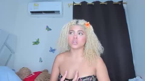 sofiacastillo01 online show from 01.09.26