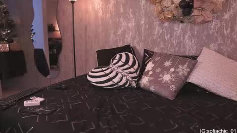 Sofia online show from 12.15.25