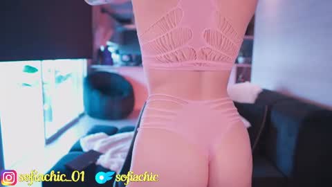 Snapshot of sofiachic chatting on 07.15.26 Sofia online show from 07.15.26