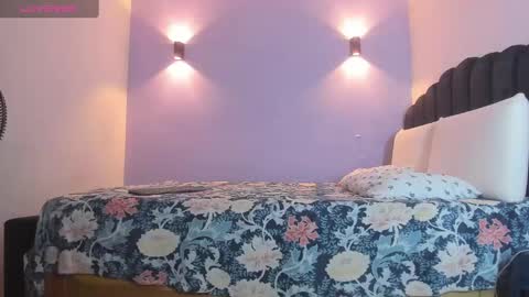 Snapshot of sofiaclaus_19 chatting on 01.04.25 Sofia online show from 01.04.25