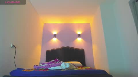 Snapshot of sofiaclaus_19 chatting on 09.16.25 Sofia online show from 09.16.25