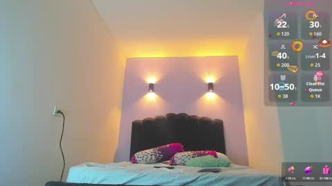 Snapshot of sofiaclaus_19 chatting on 09.22.25 Sofia online show from 09.22.25