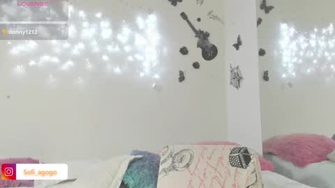 sofiacruz16 online show from 02.05.25