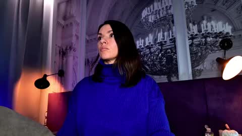 Snapshot of sofiafoster chatting on 02.12.25 Sofia online show from 02.12.25