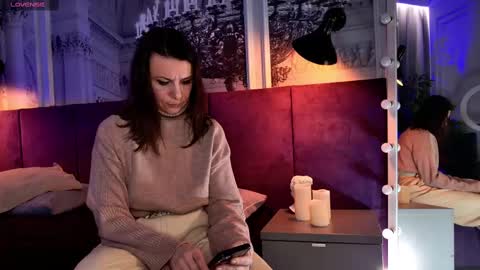 Snapshot of sofiafoster chatting on 02.19.25 Sofia online show from 02.19.25