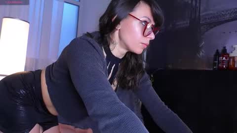 Snapshot of sofiafoster chatting on 01.16.26 Sofia online show from 01.16.26