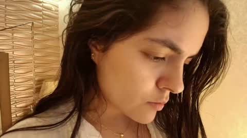 Sofi - next broadcast today 1030pm Colombia time online show from 09.09.25