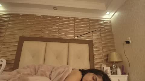 Sofi - next broadcast today 1030pm Colombia time online show from 11.10.25