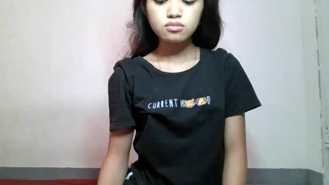Snapshot of sofiaveloure chatting on 07.25.26 Sofia online show from 07.25.26
