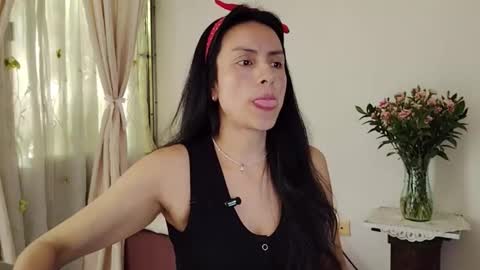 Sofi Bella online show from 02.07.26