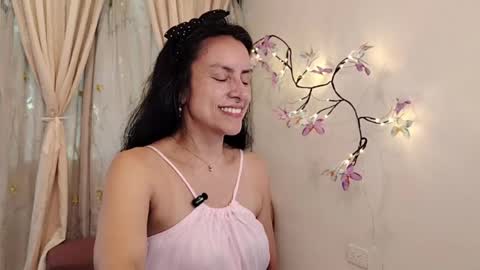 Sofi Bella online show from 05.27.26