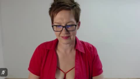 Sofie Velvet online show from 04.09.26