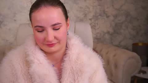 Snapshot of sofiebloom chatting on 02.13.26 Sofie online show from 02.13.26