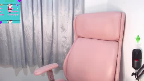 Snapshot of sofierosse_ chatting on 01.10.26 Sofie Rosee online show from 01.10.26