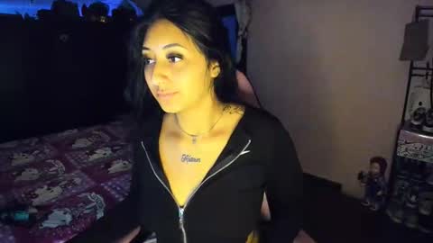 Snapshot of sofii_1219 chatting on 04.28.26 SOFI online show from 04.28.26