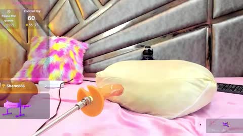 KELLY-HILL online show from 11.12.25