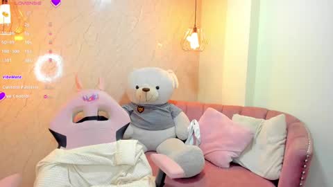   online show from 03.06.25