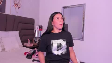      online show from 12.01.25