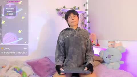 Snapshot of soft_thiago chatting on 07.28.26 Thiago online show from 07.28.26