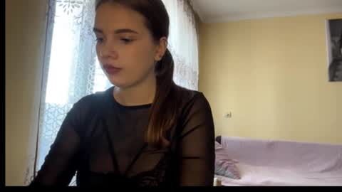 Snapshot of softiris_ chatting on 01.17.26 Anna online show from 01.17.26