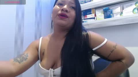 Snapshot of sol_vannessa chatting on 06.19.26 sol_vannessa online show from 06.19.26
