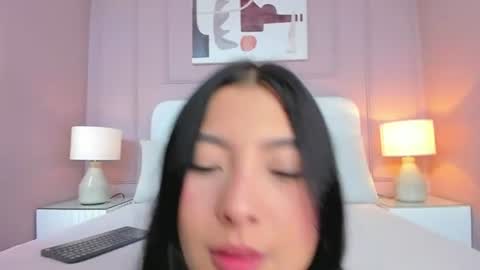 Snapshot of solandis_cutee chatting on 07.18.26 Sol online show from 07.18.26