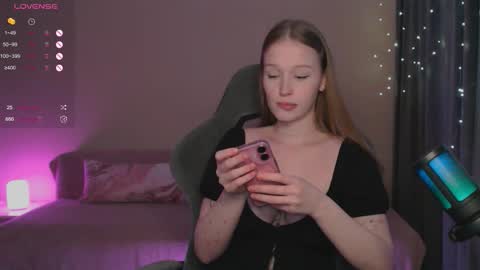 Jennifer Jenny Jen online show from 12.23.25