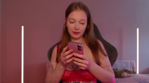 Snapshot of solanochka chatting on 05.25.26 Jennifer Jenny Jen online show from 05.25.26