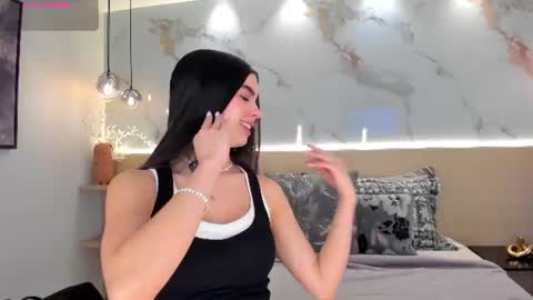 Sol Avelar online show from 07.07.26