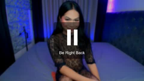 Snapshot of solene_west chatting on 04.28.26 solene online show from 04.28.26