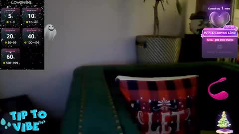 Snapshot of solesticia chatting on 12.03.24 solesticia online show from 12.03.24