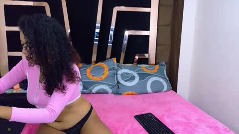 Sol Evans online show from 10.27.25