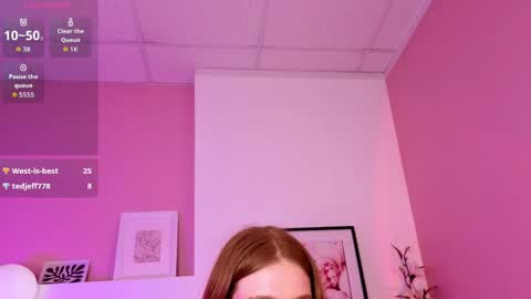 Snapshot of sollarkristy chatting on 05.25.26 sollarkristy online show from 05.25.26